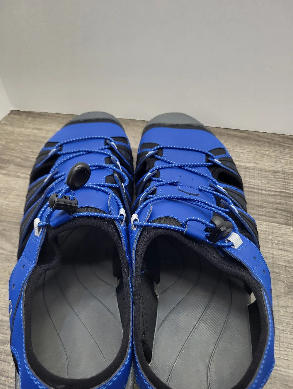 Xero Shoes gently used